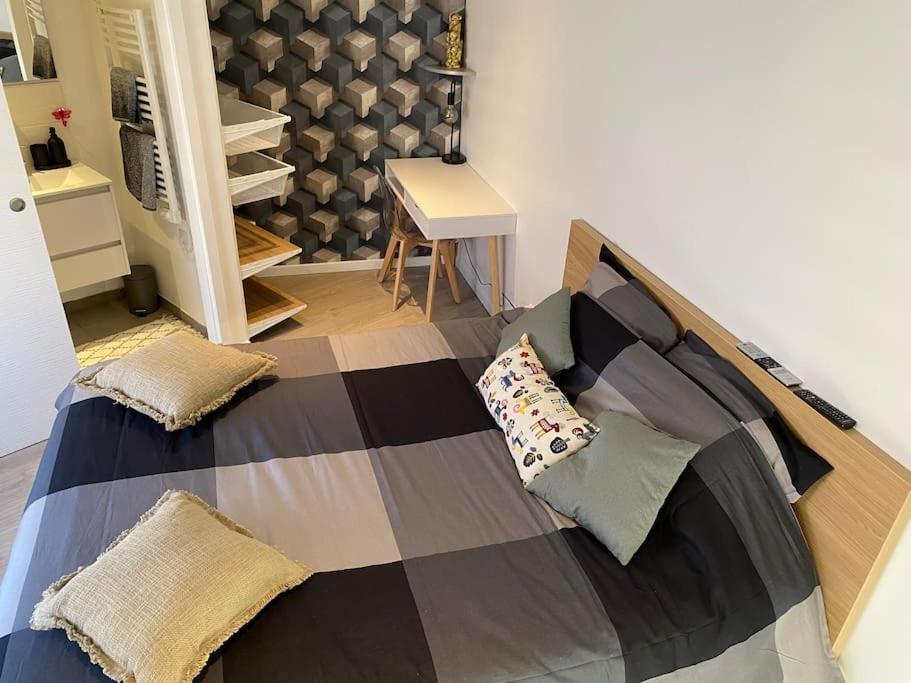 A Decouvrir Apartment *
